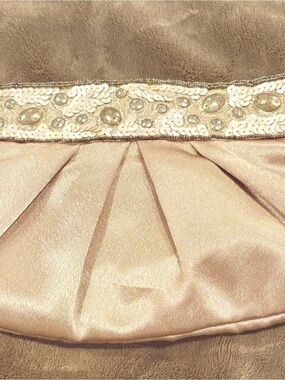 Beaded champagne/ beige Evening Clutch